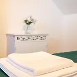 Habitación en casa particular Rezidence Plešivec - Rodinný S 3 Ložnicemi