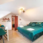 Rezidence Plešivec - Rodinný S 3 Ložnicemi Habitación en casa particular
