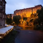 Rezidence Plešivec - Rodinný S 3 Ložnicemi Habitación en casa particular Český Krumlov