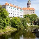 Rezidence Plešivec - Rodinný S 3 Ložnicemi Habitación en casa particular