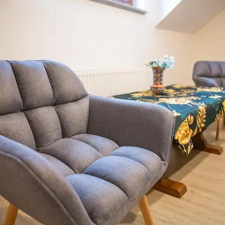 Rezidence Plesivec - Rodinny S 3 Loznicemi Homestay Cesky Krumlov