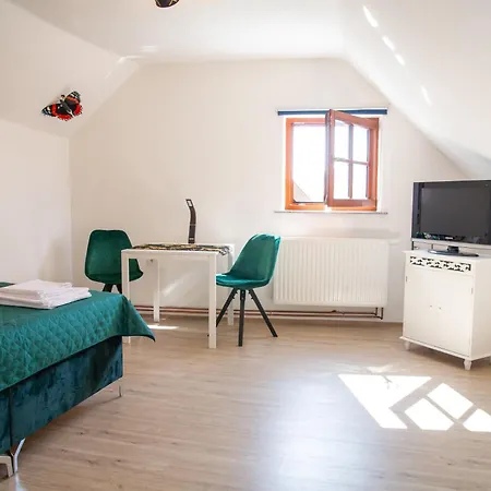 Rezidence Plesivec - Rodinny S 3 Loznicemi