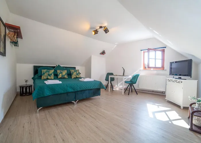 Privat bolig Rezidence Plesivec - Rodinny S 3 Loznicemi *