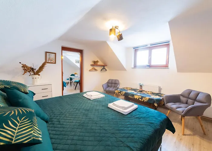 Privat bolig Rezidence Plesivec - Rodinny S 3 Loznicemi Český Krumlov